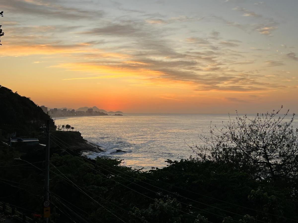 Ocean View House Of Zepp - Good Neighbourhood, 5 Minute Walk To The Beach, Stunning Sunrise Views Rio de Janeiro Exterior foto